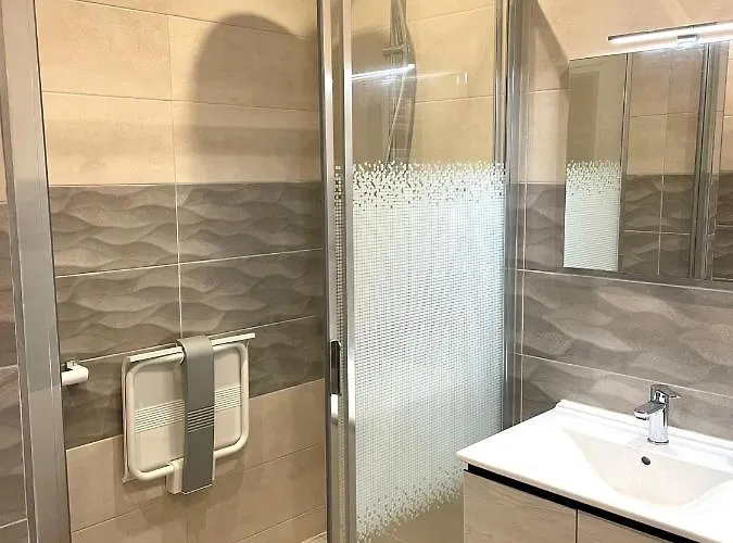 Moderne Proche Gare Angers