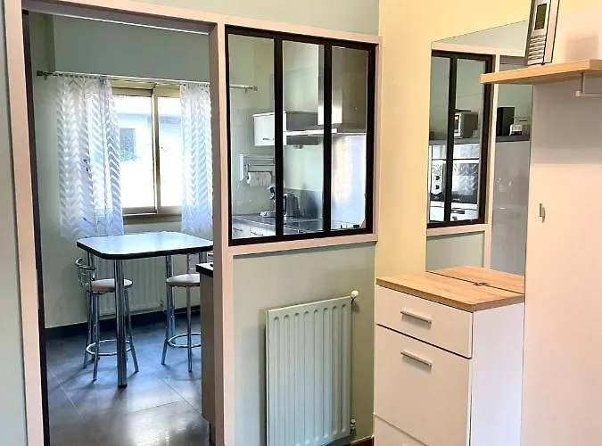 Moderne Proche Gare *